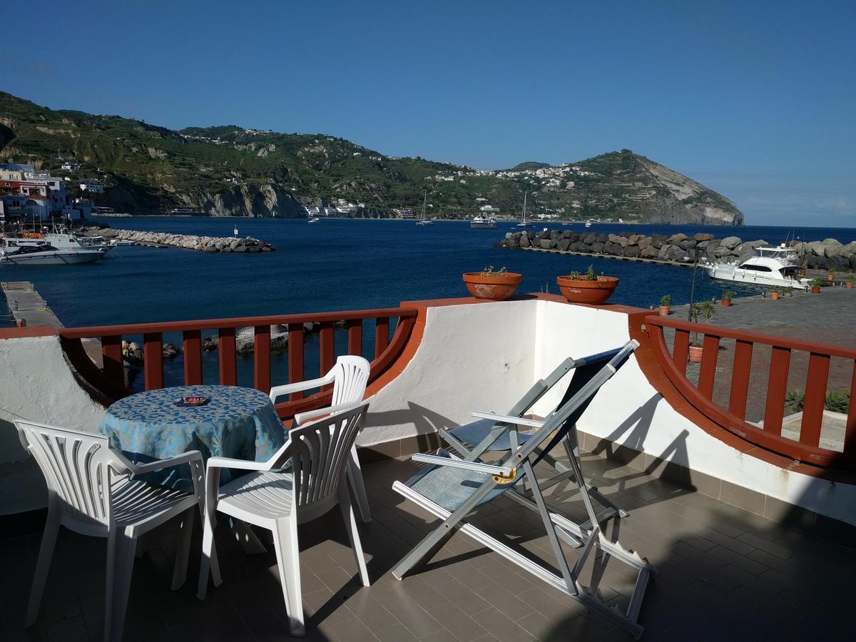 Hotel Conte - S. Angelo Bay Serrara Fontana Bagian luar foto